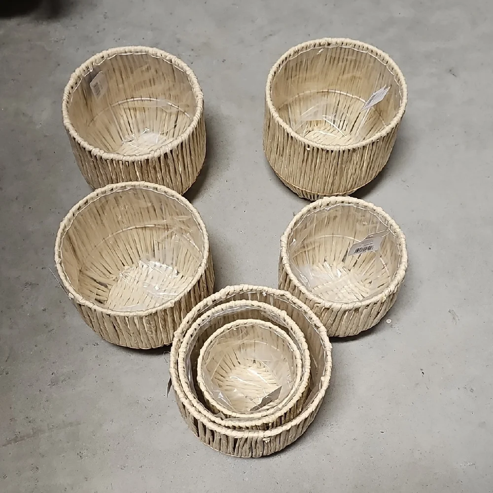 Nwt 7 Natural Lined Woven Basket Set - Picture 1 of 4